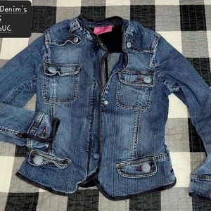 Carol's Denim's Slim Fit, Moto Style Collar-less Denim Jacket Wmn's Sm